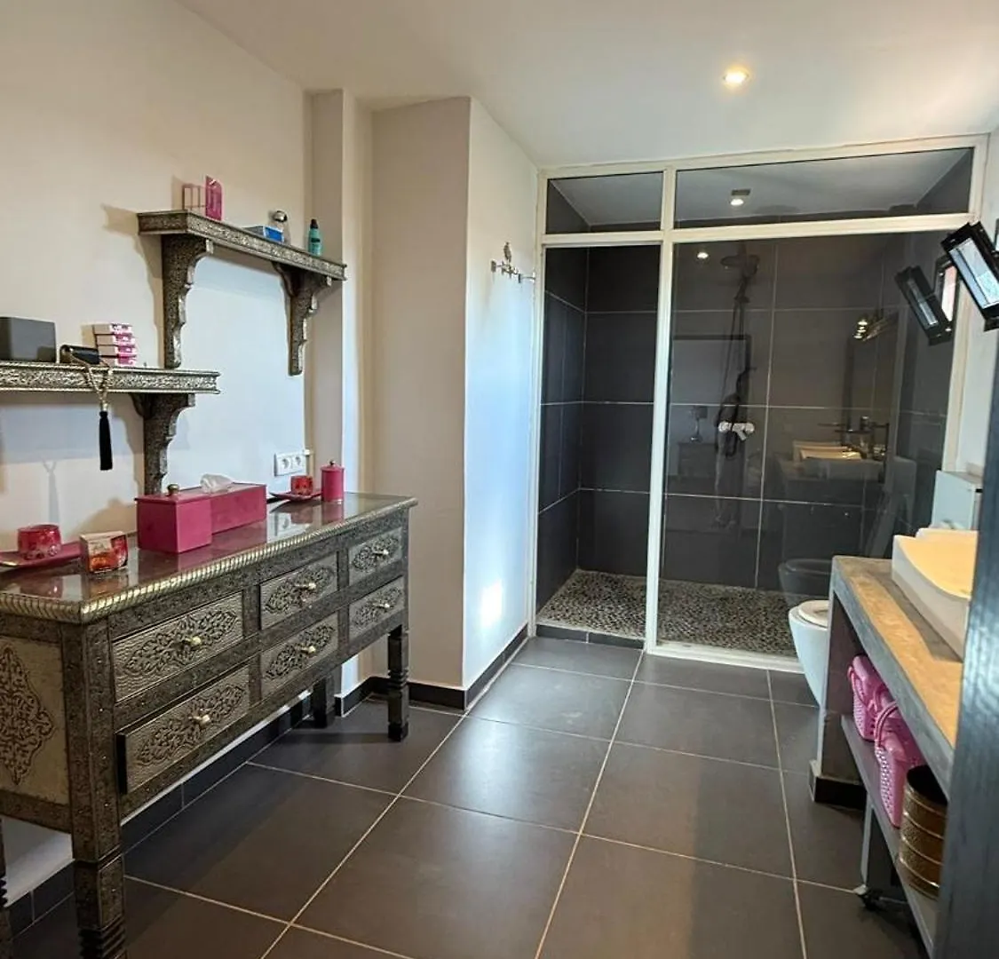 מרקש Villa Nourr בית אירוח